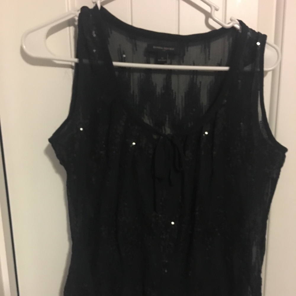 4 for $15 or 8 for $25 Banana Republic Navy  top
